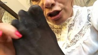 Taboo Porn Janey Jones Mommys Pantyhose Toe Sucking CEI