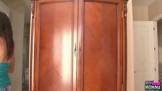 Taboo Porn SexyMomma - Step Mom Alia Wants Tiffanys Boy Toy!