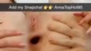 step sister seduces, sucks and swallow step brother while mom is beside - Family Sex