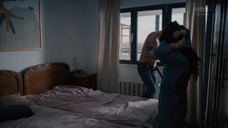 Elena Popa - Autoportretul Unei Fete Cuminti (2015) actress naked video