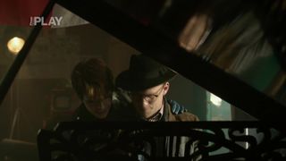 Gabriela Kratochvílova, Veronika Jenikova nude - Lean a klid II (2014)