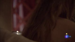 Lina Gorbaneva - Aguila Roja s07e01 (2015) actress naked scenes