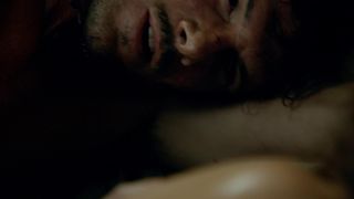 Jessica_Parker_Kennedy__Clara_Paget_-_Black_Sails_s02e05 (2015)