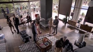 Joyce Almeida, Aline Samy - O Negocio s02 e10 (2014) actress killer movie