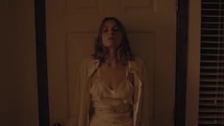 Clare Gillies, Andreja Pejic - A Bitter Fruit (2020) celebrity red-hot episode