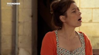 Laure Calamy - Zouzou (2014) celeb pie scenes