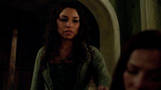 Lise_Slabber__Jessica_Parker_Kennedy__Clara_Paget_-_Black_Sails_s02e01 (2014)