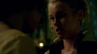 Jessica Parker Kennedy, Lise Slabber naked  - Black_Sails_s01e01 (2014)