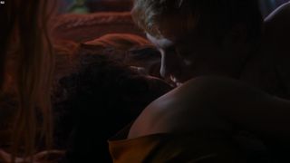 Josephine_Gillan__Xena_Avramidis_-_Game_of_Thrones_s04e03 (2014)