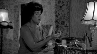 Katy Karrenbauer - Harte (2015) celeb super-hot video episode