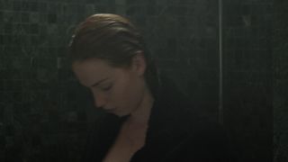 Freya_Mavor_-_The_Lady_in_the_Car_with_Glasses_and_a_Gun (2015)