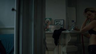 Veerle Baetens hot - D'Ardennen (2015)