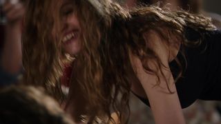 Laetitia Casta - Una Donna Per Amica (2014) actress super hot episode