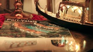 Anna Pieri - Station Horizon s01e01 (2015) celebrity red-hot movie episode