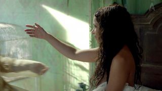 Jessica Parker Kennedy, Hannah Fresh - Dark-Hued Sails s01e02 (2014) Steamy Movie Scenes steamy episode