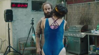 Alex Auder, Nyseli Vega hot - High Maintenance s02e09-ten (2018)