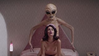 Sara Rivero nude - Lo siento mi amor (2018)