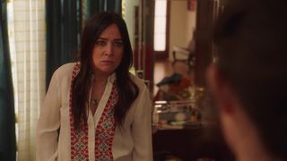 Mikey Madison sexy - Finer Things s04e04 (2020)