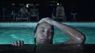 Paola Rodrigues, Maria Casadevall - A Ordem do Caos... Ou (2017) celebs stripped to the waist videos