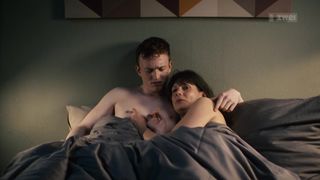 Vera Bommer naked - Seitentriebe (2018) (Season 1, Scene 7)