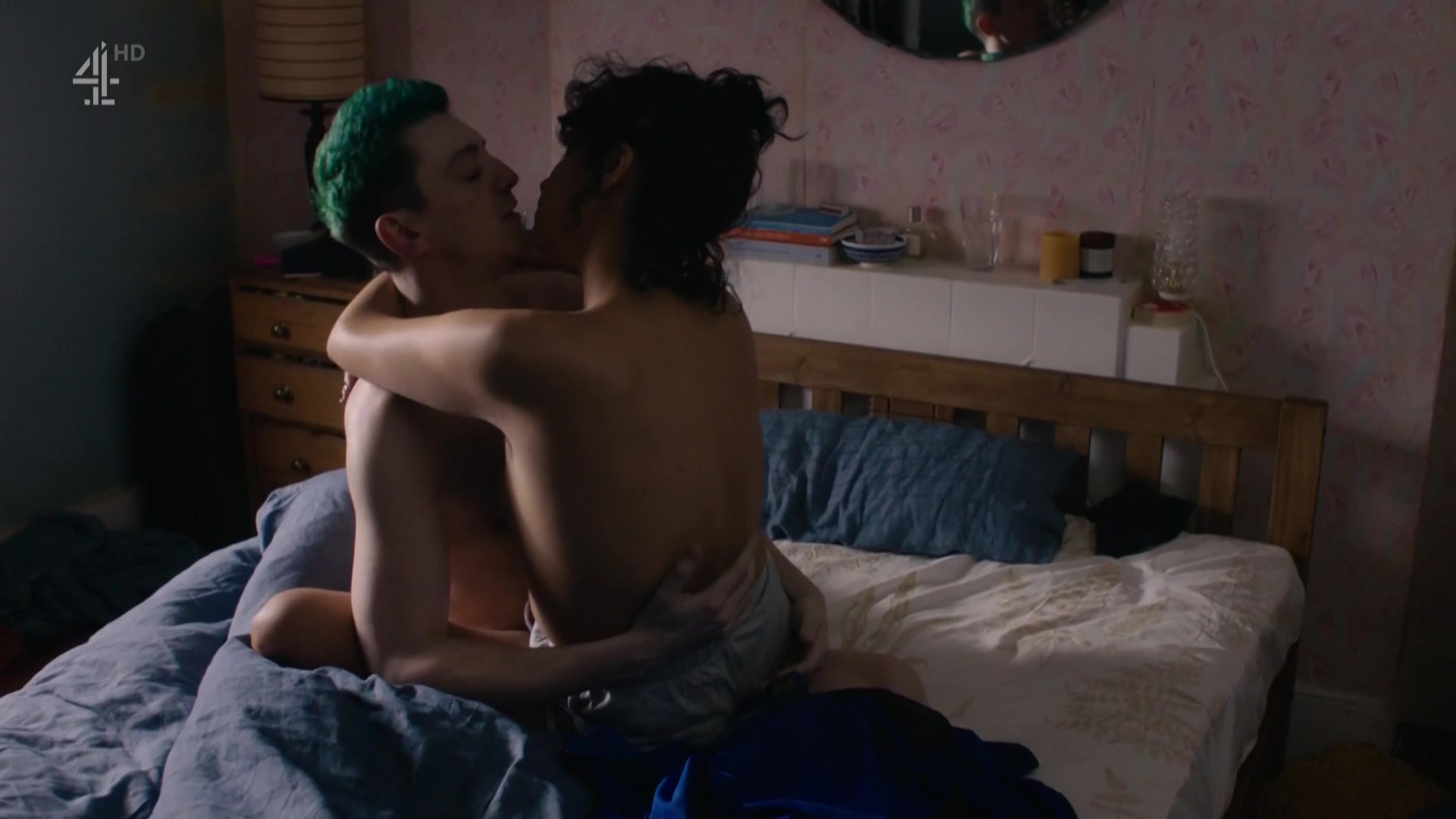 Desiree Akhavan - The Ambisexual s01e03 (2018) celeb nude.