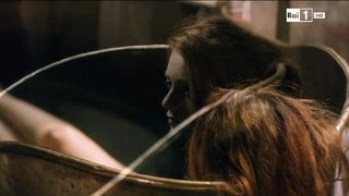 Miriam Leone nude - La Dama Velata s01e01 (2015) Bathtub Nudity Scene