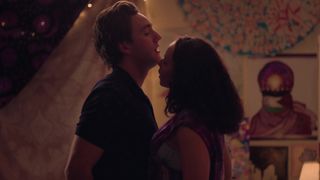 Kathryn Hahn, Jasmine Cephas Jones hot - Mrs. Fletcher s01e06 (2019)