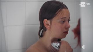 Two Yong Naked Girl in th Shower. Sophie Breyer nude, Zoe Fischer nude - La Treve (2016) (Season 1, Ep4)