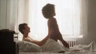 Sandrine Salyeres - trio Filles (2017) Naked TV vid episode