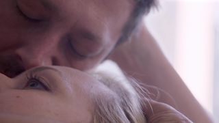 Elisabeth Moss - Tokyo Project (2017) Molten video scene
