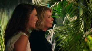 Florence Foresti naked, Perrette Souplex - De plus belle (2017) elder unclothe and braless scenes