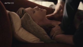 Kate Moran naked - Cannabis (2016) (Season1,Episode5)