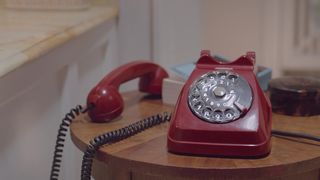 Malgorzata Bela nude - Await (2016)