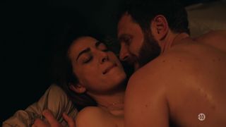 Zineb Triki nude - Le Bureau des Legendes s05e03 (2020)