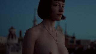 Nerea Revilla Merino naked - ORO (2017)