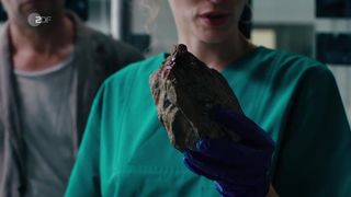 Odine Johne nude - Erzgebirgskrimi Todlicher Akkord (2020)