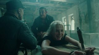 Linda Lapinsh - Igra na vyzhivanie s01e02 (2020) Nude killer movie