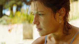 Adele Exarchopoulos nude - Revenir (2019)