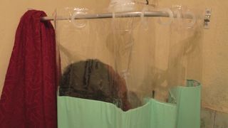 Helo Viana nude, Valeria Mona - O Segredo da Leoa (2019)