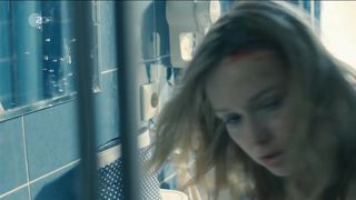 Stefanie Stappenbeck - Der 7. Tag (2017) Nude actress in a scorching scene