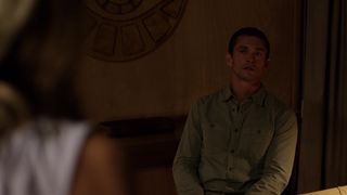 Emma_Greenwell_-_The_Path_s01e01 (2016)