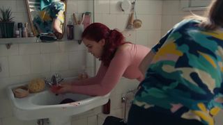 Andra Guti nude - Alice T. (2018)