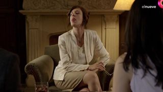 Emilia Attias, Mariana Anghileri sexy - El Muerto Cuenta su Historia (2016)