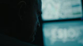 Anna Bederke nude - Strike s01e02 (2018) Voyeur Scene