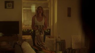 Elizabeth Lail - You s01e01 (2018) Nude actress in a video scenes