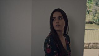 Susana Rojas sexy, licia Jaziz hot - Ingobernable (2018)  s02