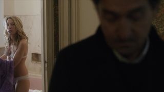 Laura Smet, Billie Blain - La sainte famille (2019) Nude TV movie episode