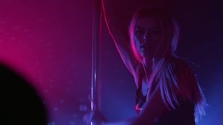 Riley Voelkel. Monica Raymund - Hightown s01e06 (2020) Censored nude scene