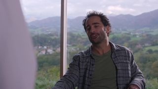 Elodie Fontan, Iliona Bachelier nude - Mission Pays Basque (2017)