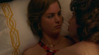 Hannah Hoekstra - De Helleveeg (2016) Сut nude movie